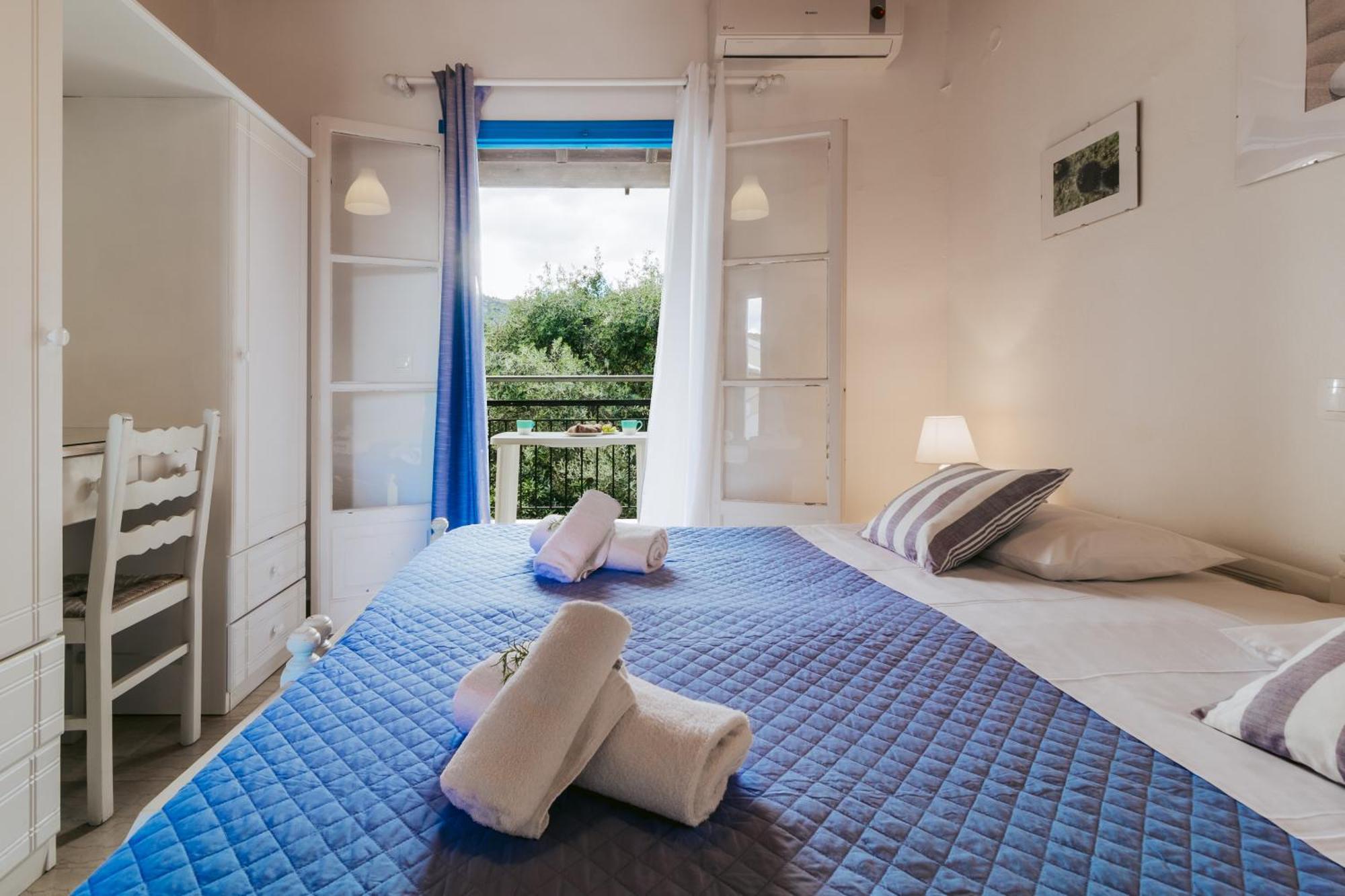 Sunflower Apartments & Studios Kassiopi Exteriör bild