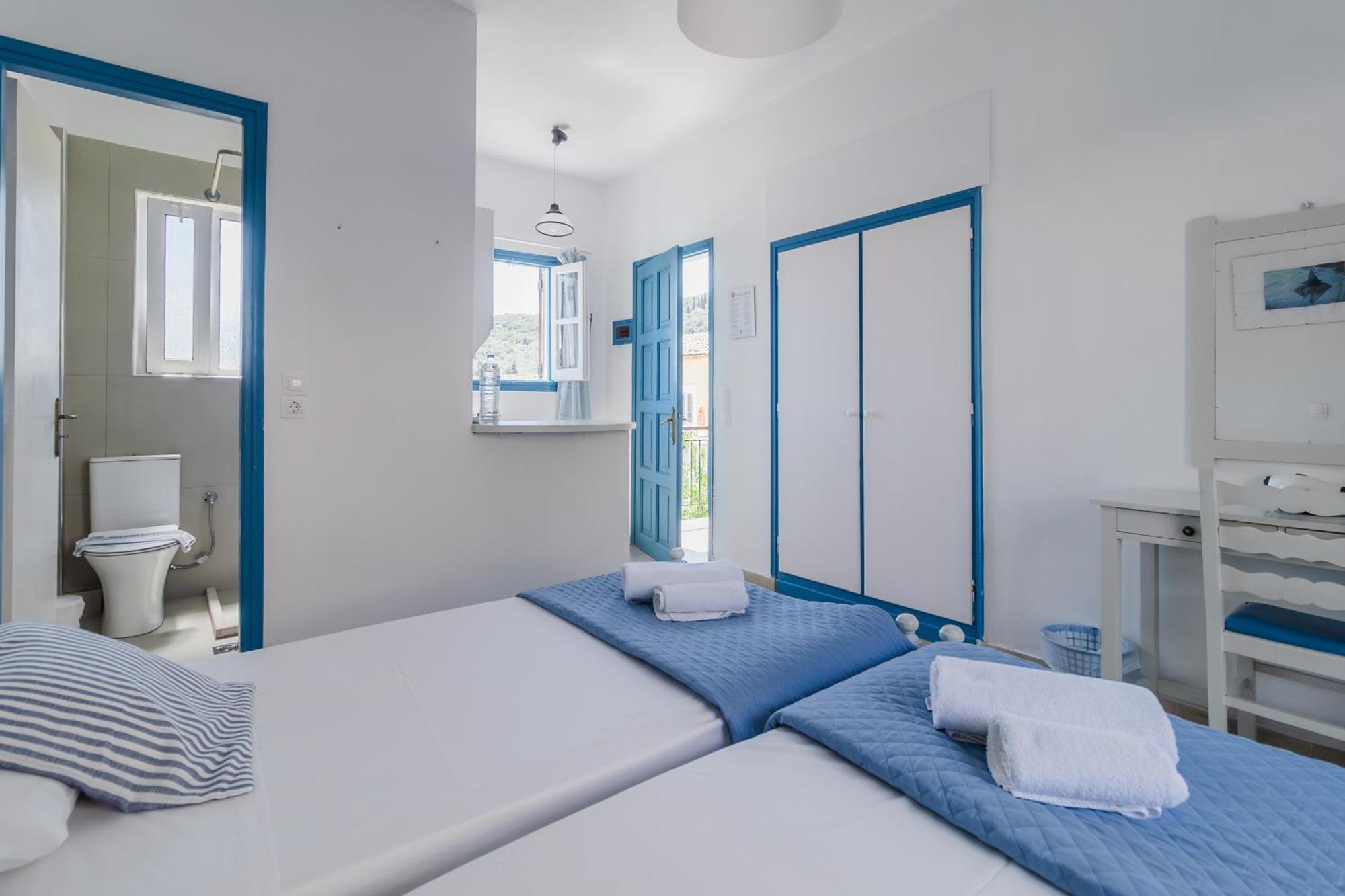 Sunflower Apartments & Studios Kassiopi Exteriör bild
